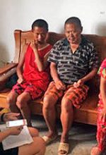 Officials collect information from Christians in Jiangsu Province. (China Aid)