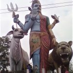 Statue of Hindu deities in Chhattisgarh, India. (Wikimedia, GK13286)