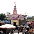 Siddhivinayak Temple in Siddhatek, Maharashtra state, India. (Wikipedia, Borayin Maitreya Larios)
