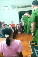 Police and other officials intrude into home of Y Krot Bya during worship in Buon Don District, Dak Lak Province, Vietnam on Nov. 15, 2023. (Morning Star News)