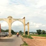 Entrance and exit, Nasarawa state, Nigeria. (Kambai Akau, Creative Commons)