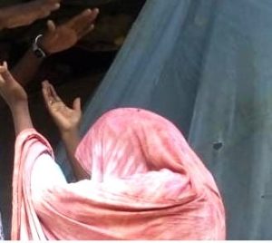 Fatuma receives Christ in prayer with underground church leader in Mudug Region, Somalia in October 2024. (Morning Star News)