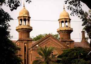 Lahore High Court building in Lahore, Pakistan. (MariyamAftab, Creative Commons)