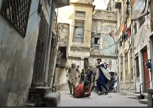 Muslim mob attacks dancer falsely accused of blasphemy in Pakistan in Hum TV drama, “Tan Man Neel o Neel.” (Christian Daily International-Morning Star News screenshot)