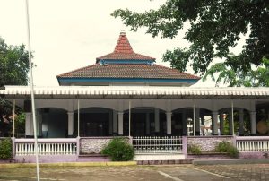 Nurul Huda Mosque in Cidahu, Kuningan, West Java Province, Indonesia. (Syam Ciremai, Creative Commons)