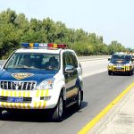 Police vehicles in Pakistan. (Akash0078, Creative Commons)