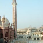 Sunni Rizwi Mosque in Faisalabad, Pakistan. (Minhajian, Creative Commons)