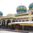 Ar-Rahman Mosque, Pekanbaru, Riau Province, Indonesia. (D.W. Fisher-Freberg, Creative Commons)
