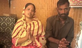 Nadeem Masih and wife Nadia Nadeem plead for recover of daughter Amber Nadeem. (Screenshot from video)