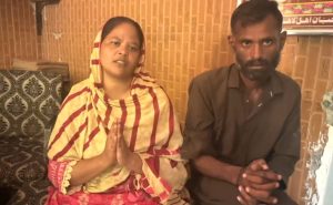 Nadeem Masih and wife Nadia Nadeem plead for recover of daughter Amber Nadeem. (Screenshot from video)
